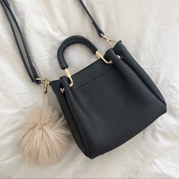 Zara Handbags - Black Bucket Bag